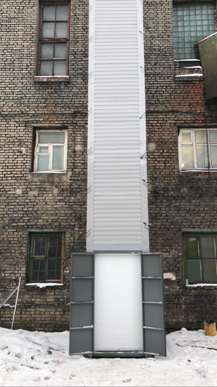 Подъемник грузовой в металлокаркасной шахте, 1000 кг, Ярославль